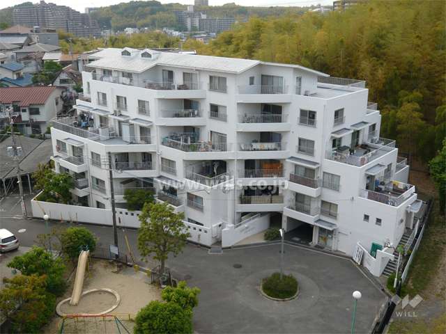 千里山さつきヴィラ