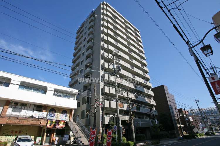 ローレルコート原