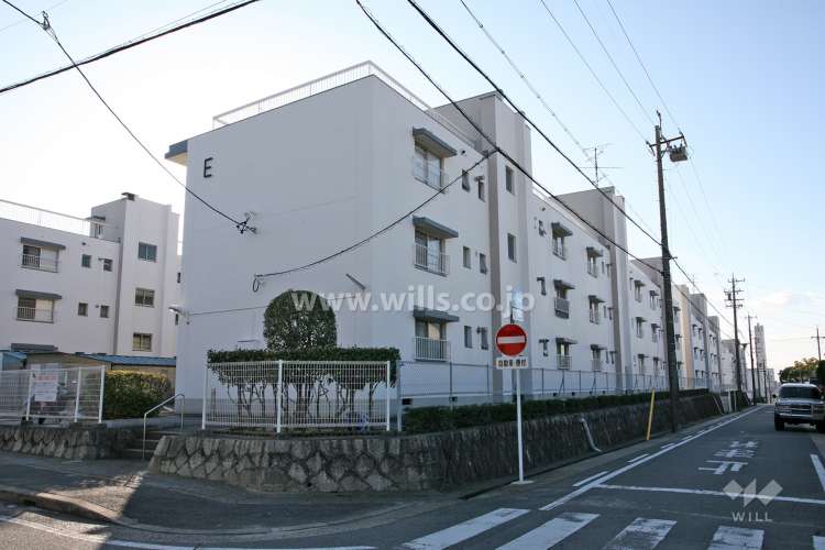 鳴海おお根住宅E棟
