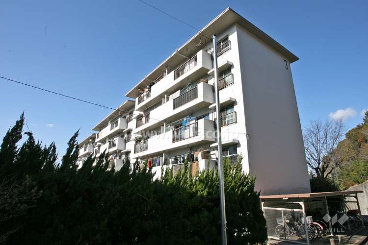 上の山団地3号棟