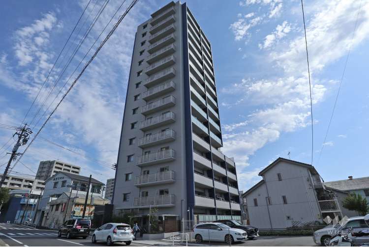 ファミリアーレ神宮東