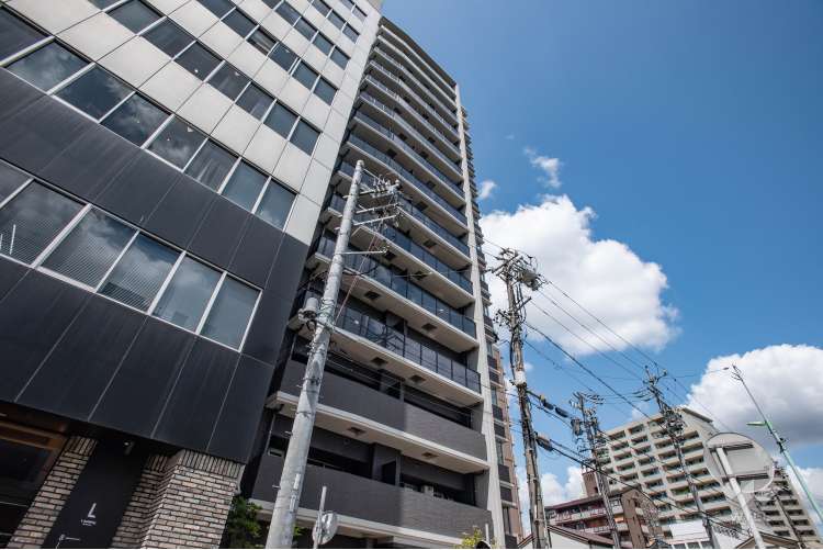 プレサンスロジェ桜通代官町