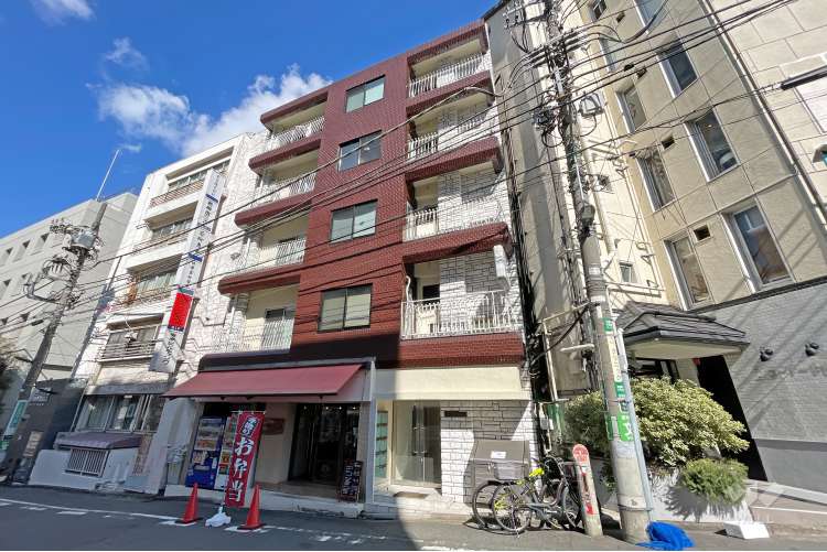 スカイラーク神宮前
