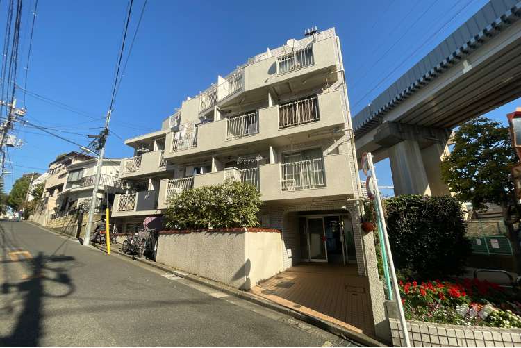 メゾンドリュビ