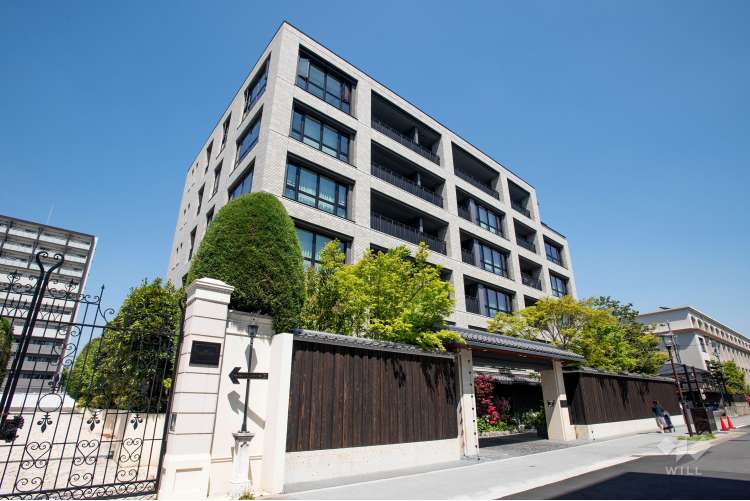 グラン レ・ジェイド 白壁 凛然ノ邸