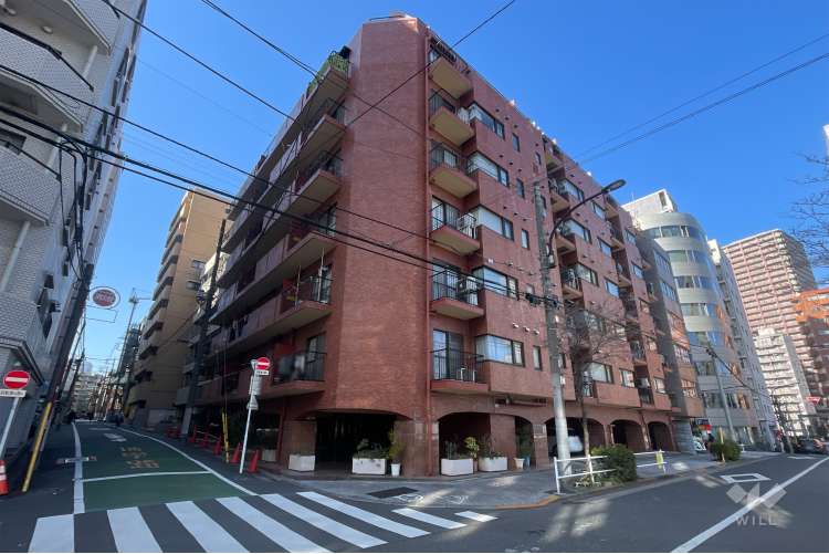 シャンボール新宿御苑前