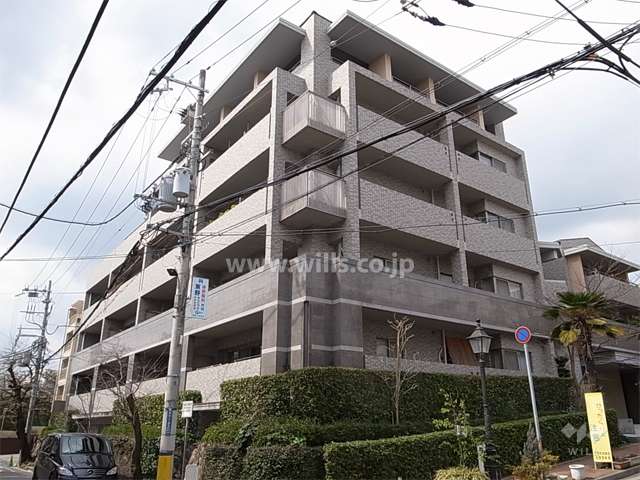 エスリード雲雀丘花屋敷