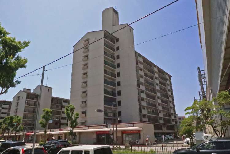 栄南団地 1号棟