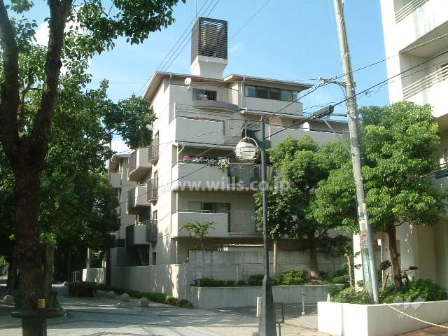 芦屋呉川町ハウス