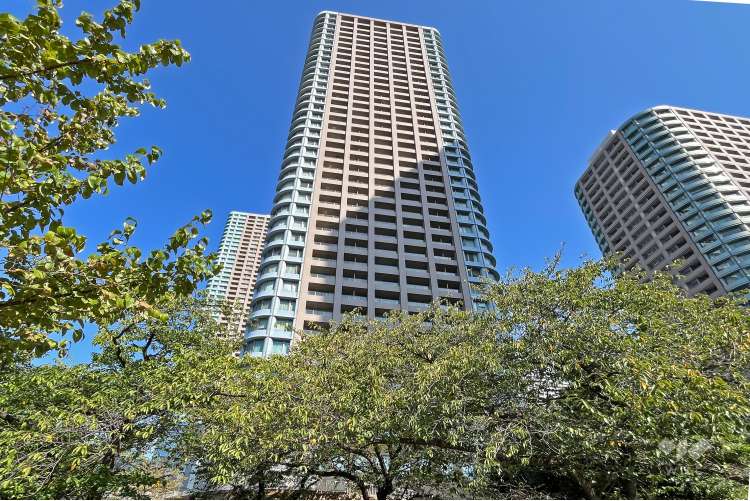 スカイライトタワー