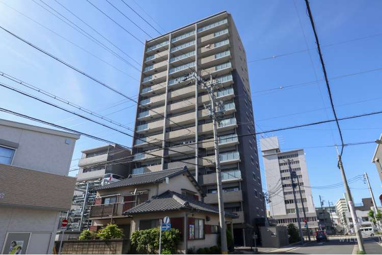 プレサンスロジェ熱田六番町