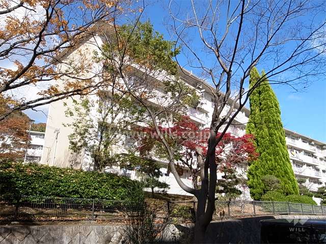 箕面如意谷住宅13棟