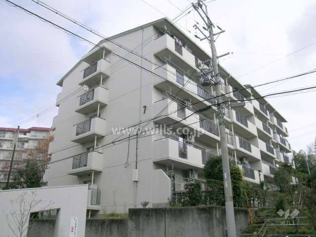 グリーンヒル東箕面7号棟