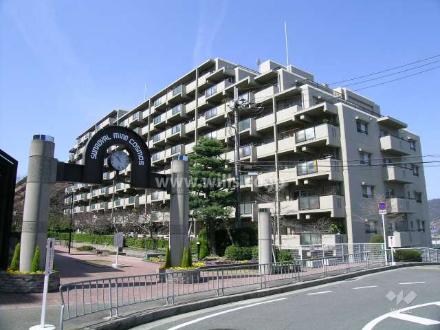 サンロイヤル箕面コスモ1号館