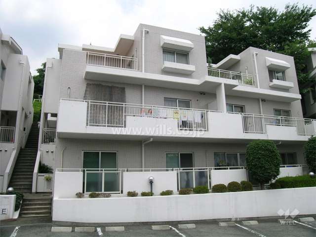 ロイヤルヒルズ箕面E−2棟