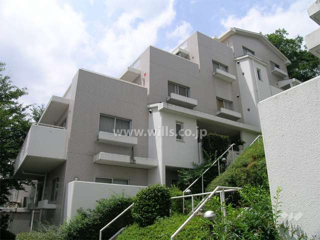 ロイヤルヒルズ箕面F−1棟