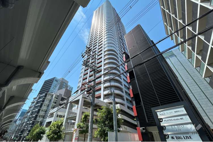 ザ・梅田タワー