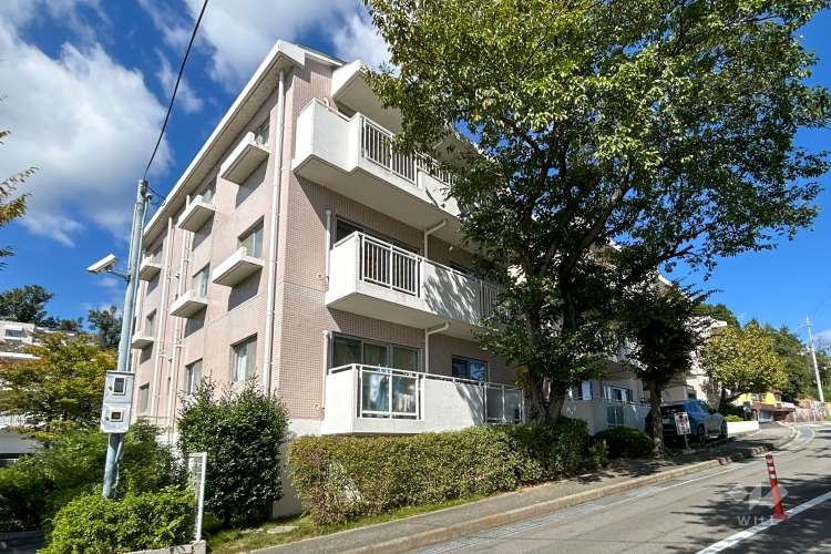 ロイヤルヒルズ箕面M−2棟