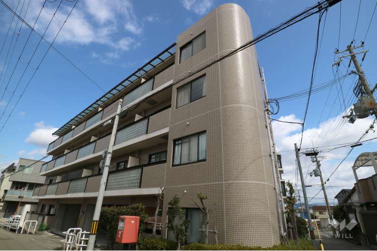 アムール逆瀬川