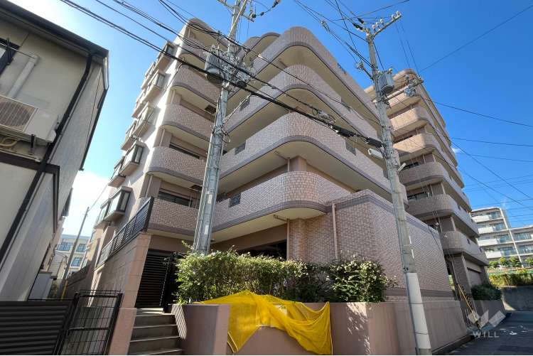 ローレル岡本南