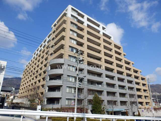 パークグラン西岡本