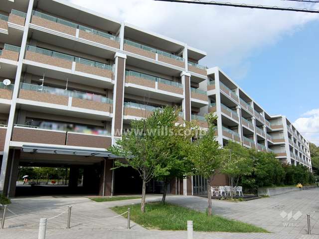 住吉山手コモンズC棟