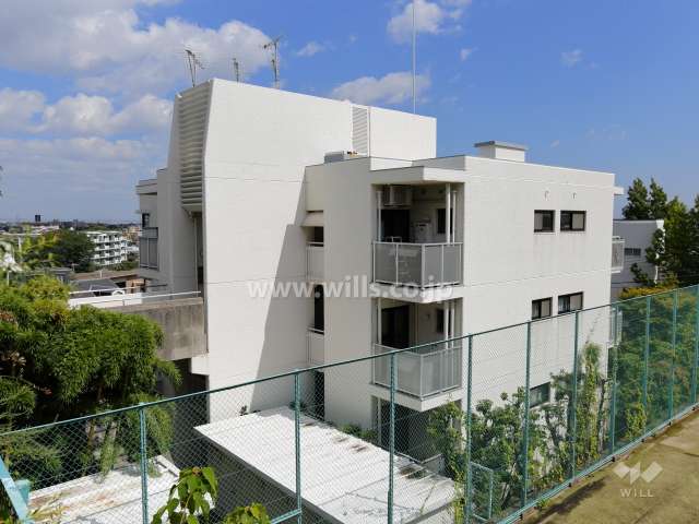 メゾン越木岩C棟