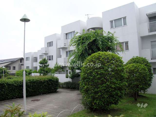 日興雲雀丘花屋敷ガーデンホームズB棟