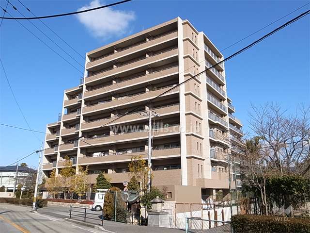 アベリールクオーレ逆瀬川