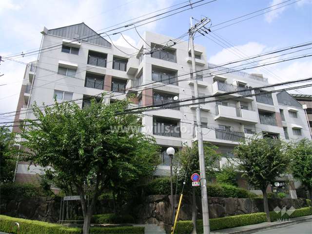 緑地公園グリーンハイツ１号棟
