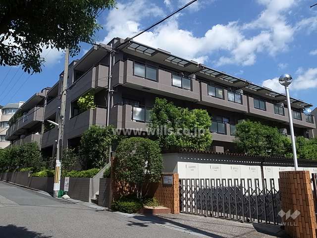 ファミール岡本