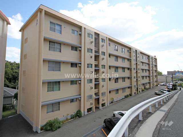 ハイツ一王山A棟