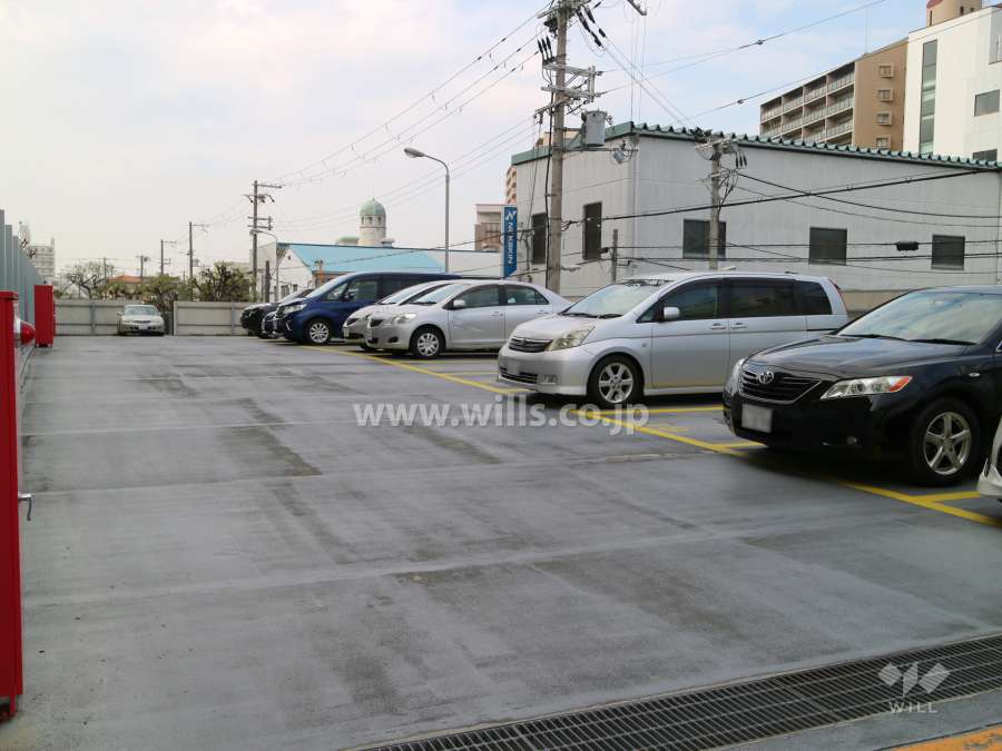 敷地内駐車場（屋外平面式）