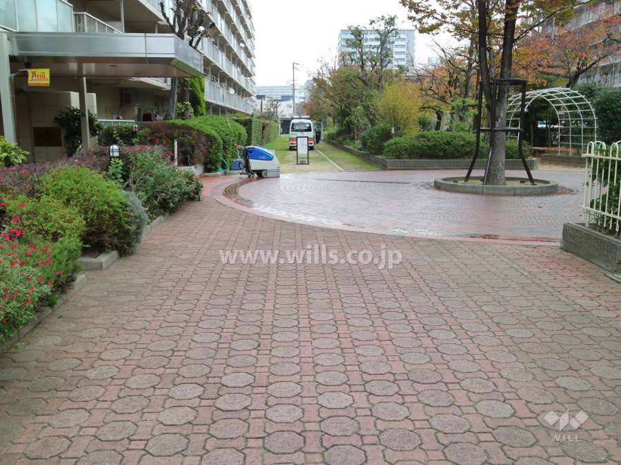 エントランスアプローチ