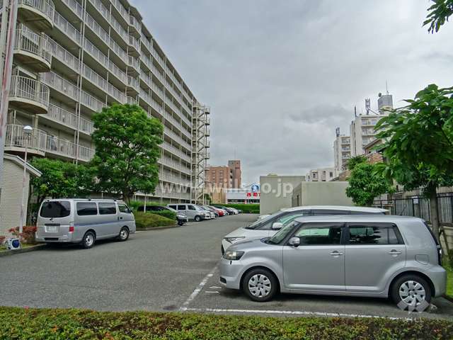 敷地内駐車場(屋外平面式)
