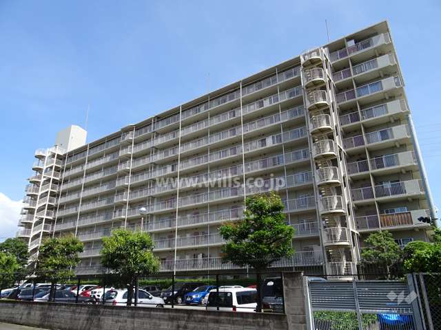 ユアサハイム新高の外観（北西側から）
