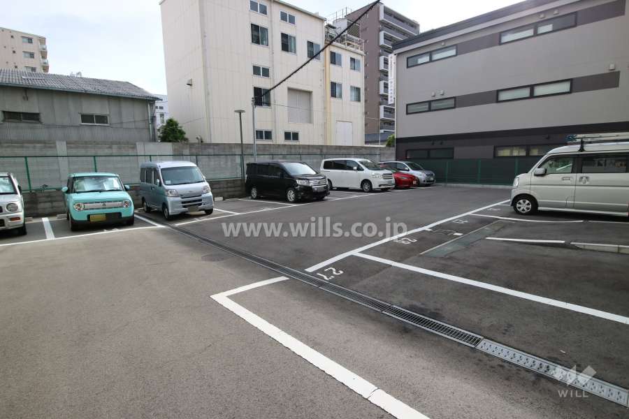 敷地内駐車場（屋外平面式）