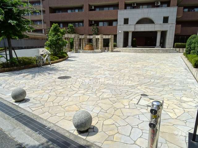 エントランスアプローチ