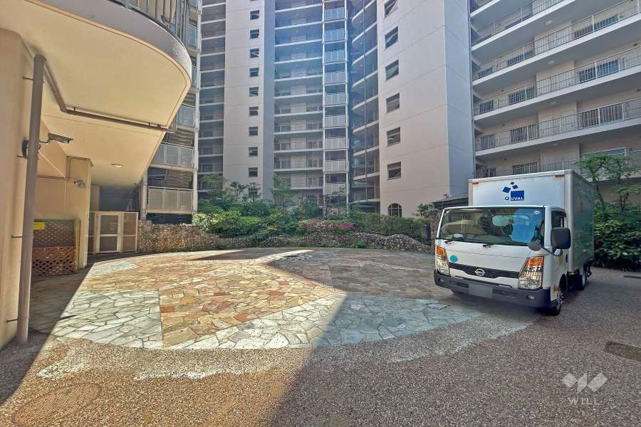 敷地内駐車場（屋外平面式）