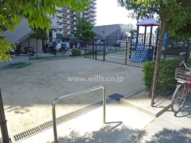 敷地に隣接する公園