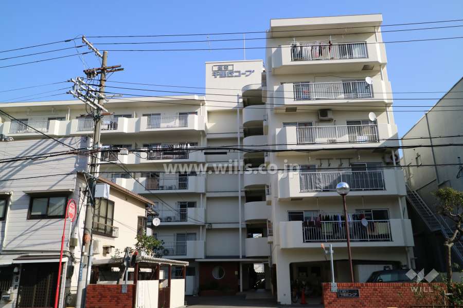 藤和千里丘コープの外観(南西側から)