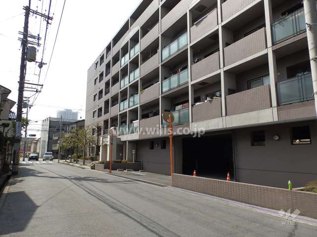 敷地東側前面道路