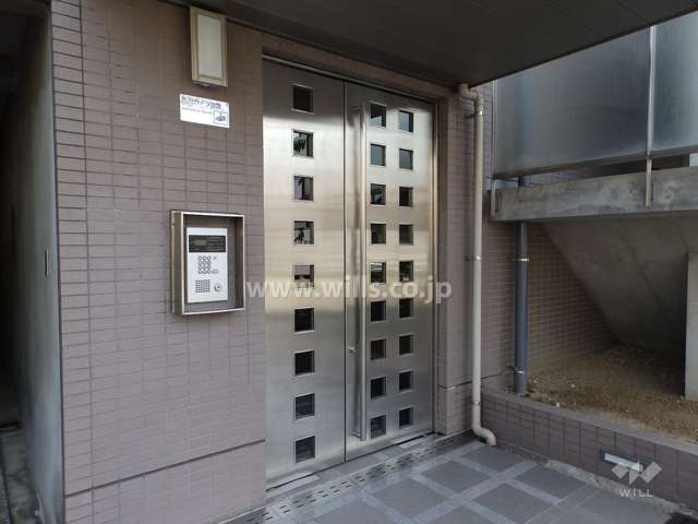 サブエントランス