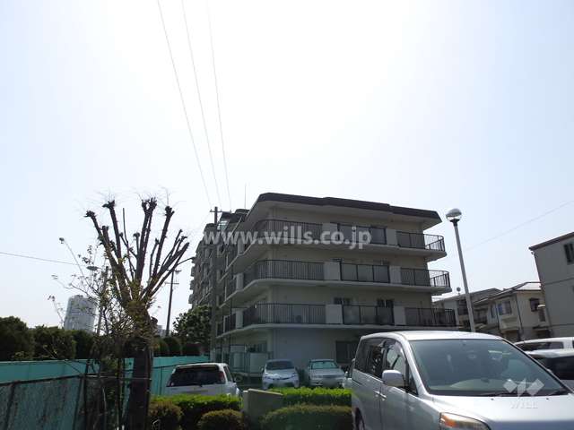 マンションの遠景