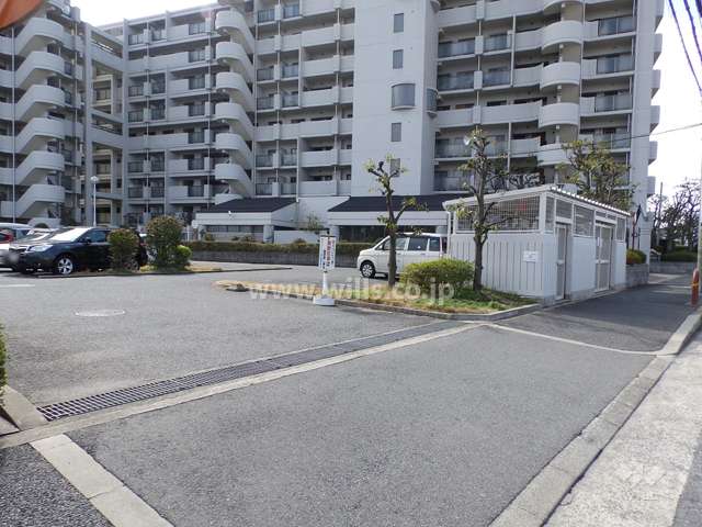 駐車場の出入口