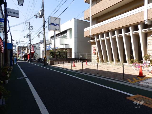 敷地南東側前面道路