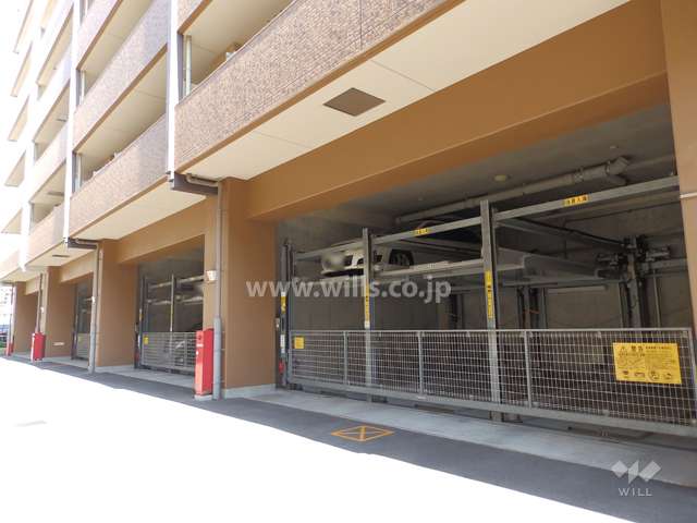 敷地内駐車場※機械式です。