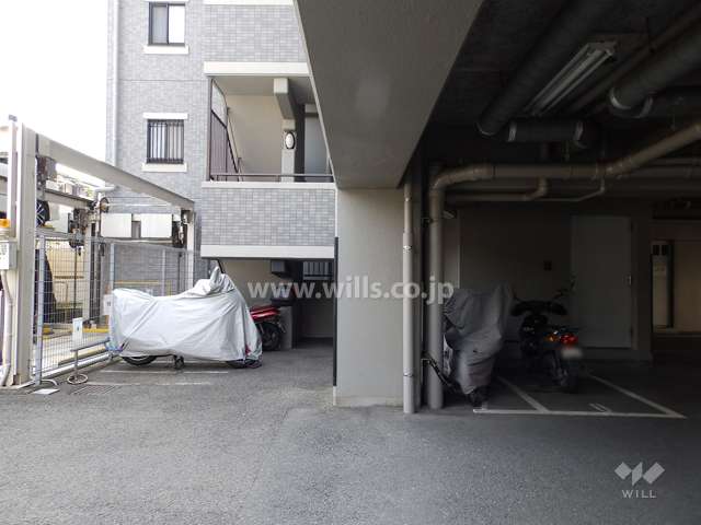 バイク置場