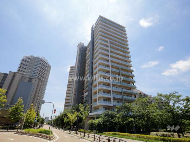 パークシティ南千里丘レジデンスA棟の外観（北東側から）