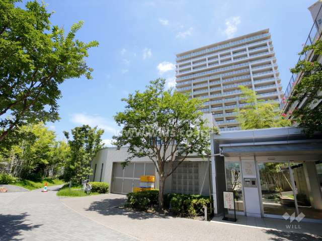 パークシティ南千里丘レジデンスA棟の外観（西側から）